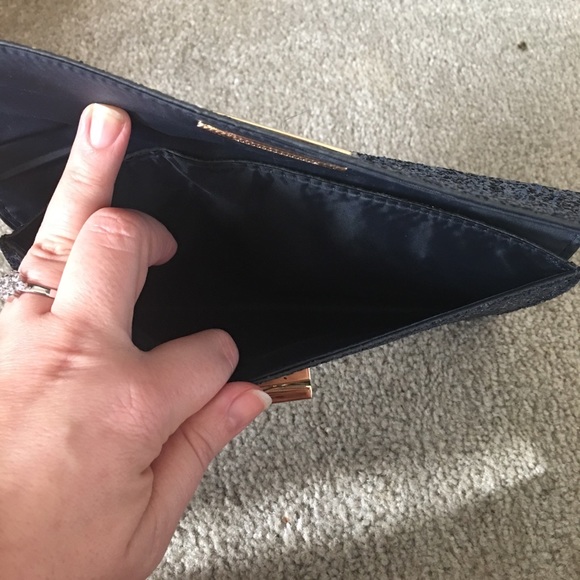 Clutch or wallet!! - Picture 3 of 3